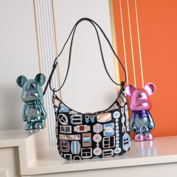 【エルメス HERMES】シュルソワ トゥー ゴー シルク×ヴォースイフト ブルーマリン クレ ブラック シルバー金具 (100％マシン)